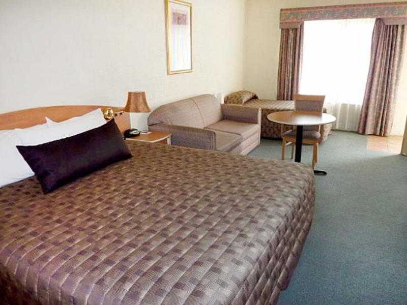Best Western Coachman'S Inn Motel Bathurst Oda fotoğraf